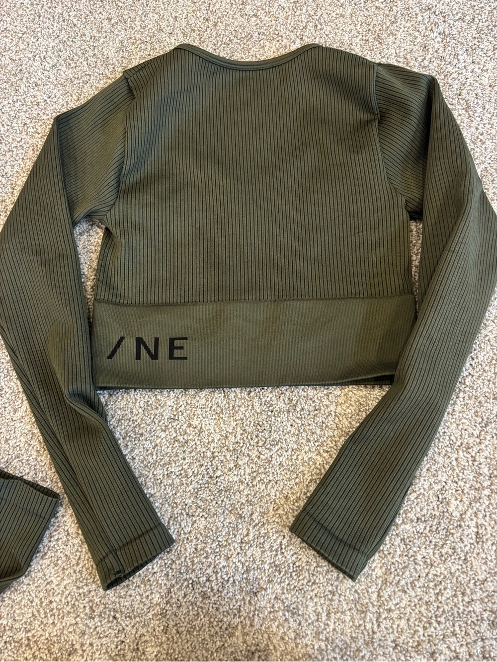 OFFLINE BY AERIE Ribbed Olive Green Long Sleeve Crop Top & Legging Set - Picture 4 of 6
